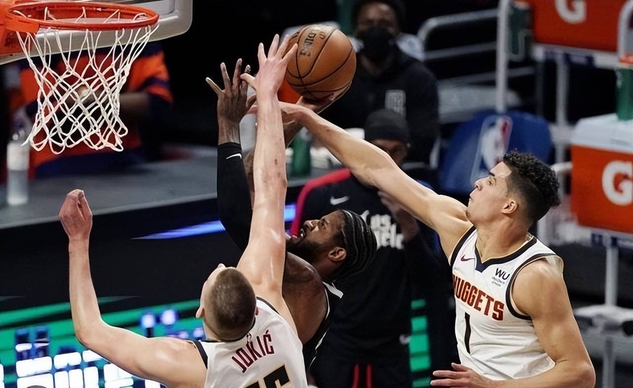 火箭客场险胜老鹰,威少再次砍下三双 火箭客场险胜老鹰,威少再次砍下三双