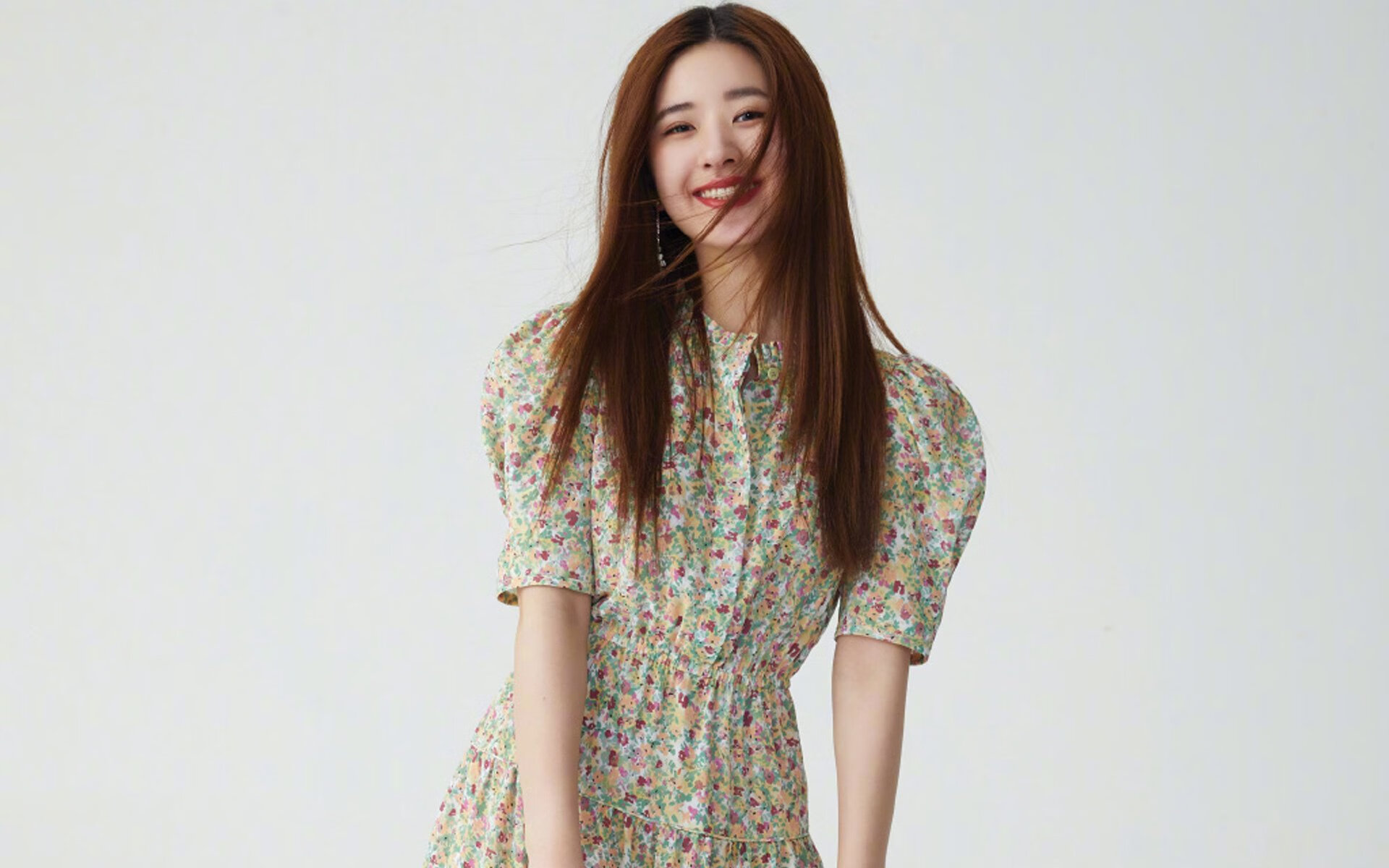 开云体育APP下载-穆勒爆发！北欧海盗遭遇红黑锁链—当德国战车碾过挪威，AC米兰的防守哲学成为最佳注解