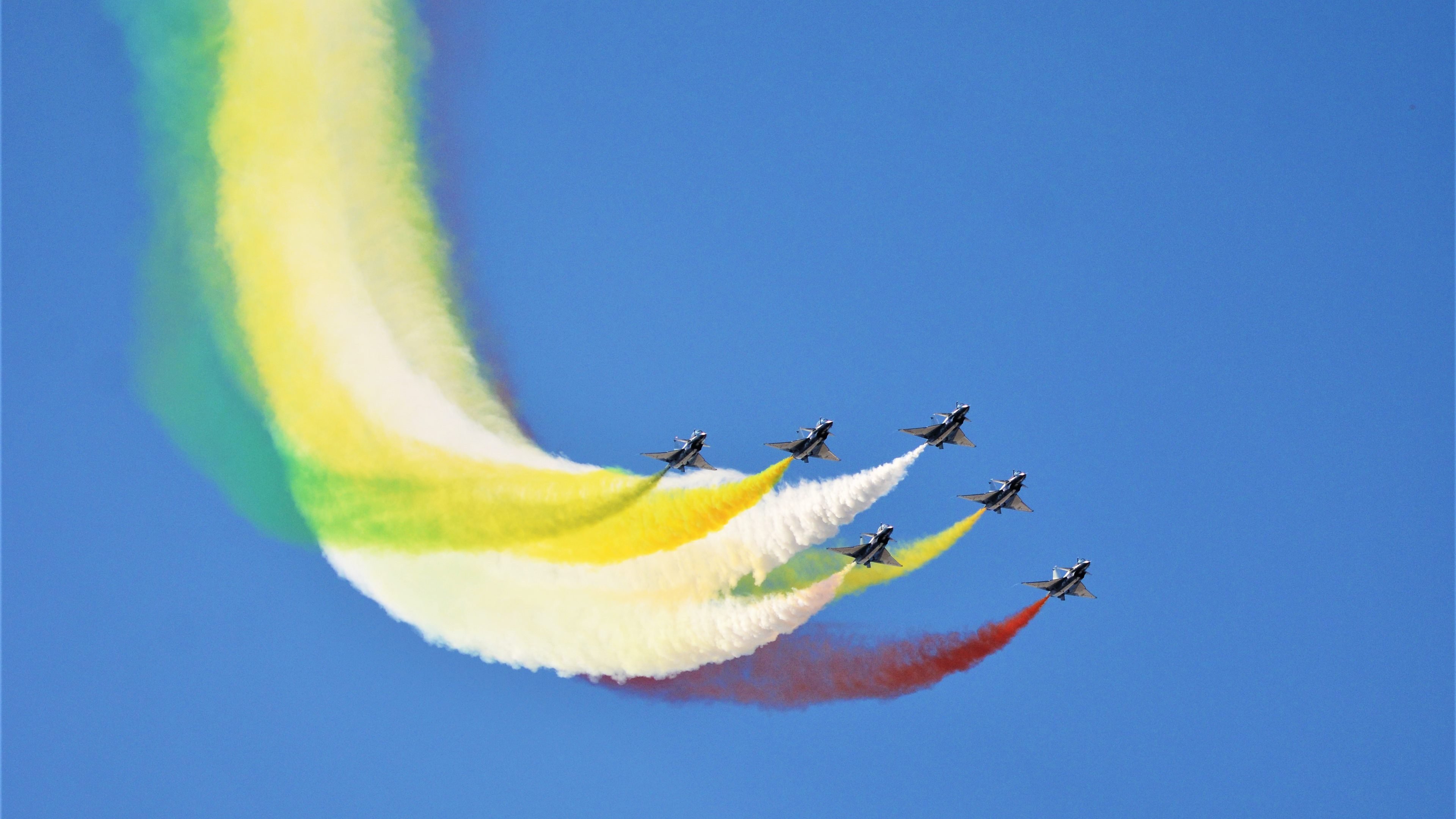 燃烧的意志，从三笘薰的关键破局到芬兰新西兰的赛场鏖战