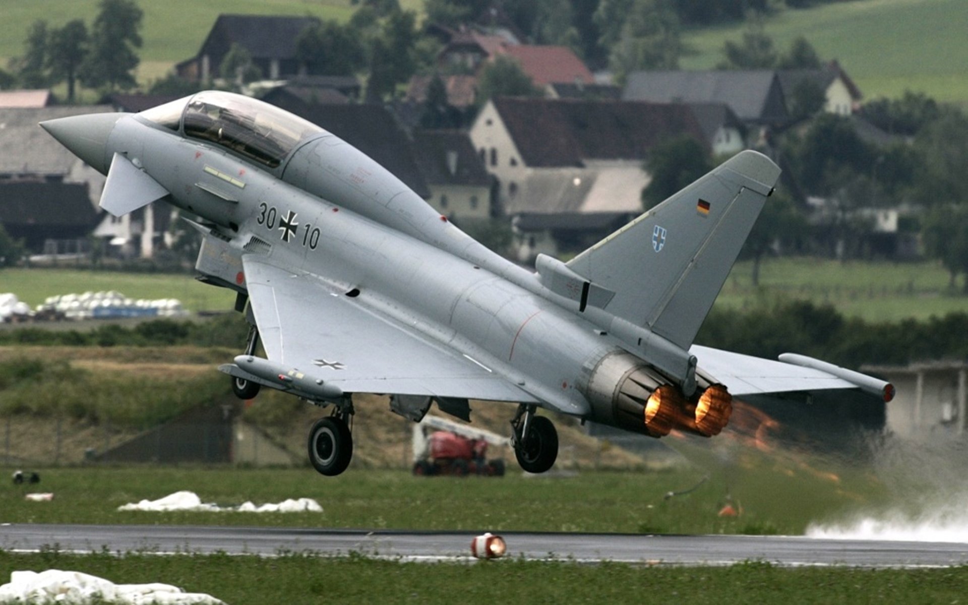 非洲雄狮的怒吼,喀麦隆新星欧冠决赛收割AC米兰,库尔图瓦9次神扑难救主