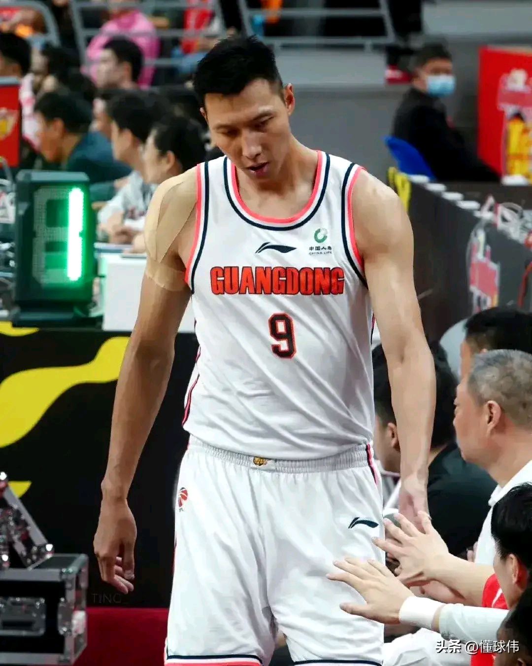 年度焦点之战焦点战，尼克斯翻盘吉林队